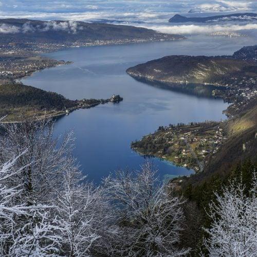 Lac d’Annecy, Cluj-Napoca, Galapagos… Voyages aux origines du monde